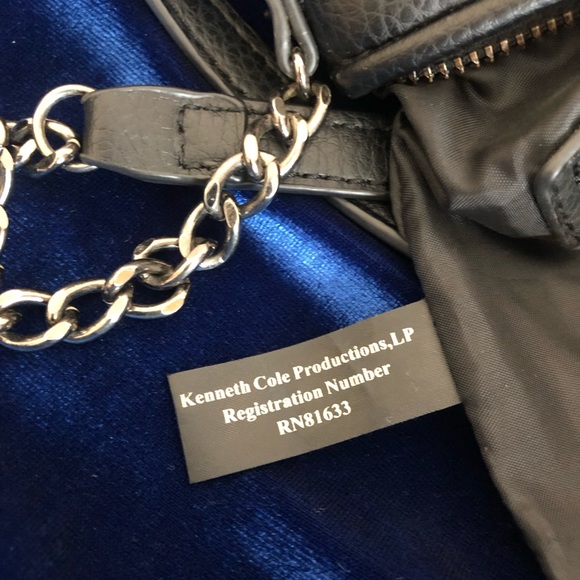 🔘 KENNETH COLE REACTION 🔘  Cross Body Purse - Picture 2 of 5